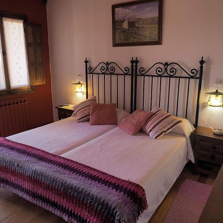 Hostal Almanzor Gredos Navarredonda de Gredos Dış mekan fotoğraf