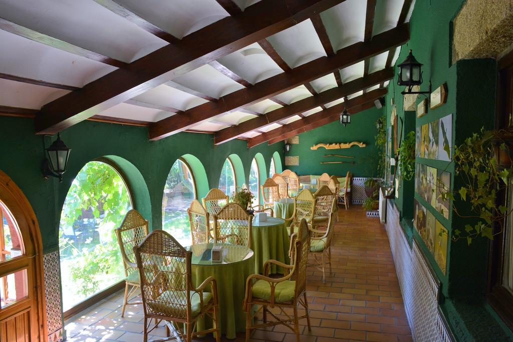 Hostal Almanzor Gredos Navarredonda de Gredos Dış mekan fotoğraf