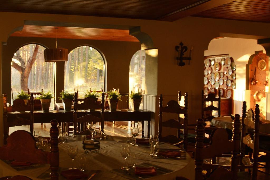 Hostal Almanzor Gredos Navarredonda de Gredos Dış mekan fotoğraf
