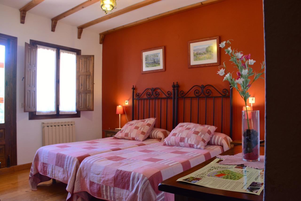 Hostal Almanzor Gredos Navarredonda de Gredos Dış mekan fotoğraf