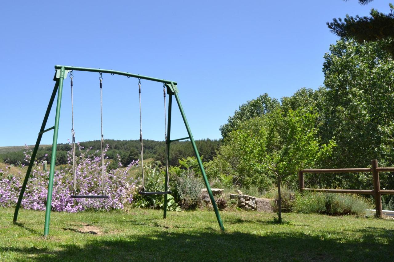 Hostal Almanzor Gredos Navarredonda de Gredos Dış mekan fotoğraf