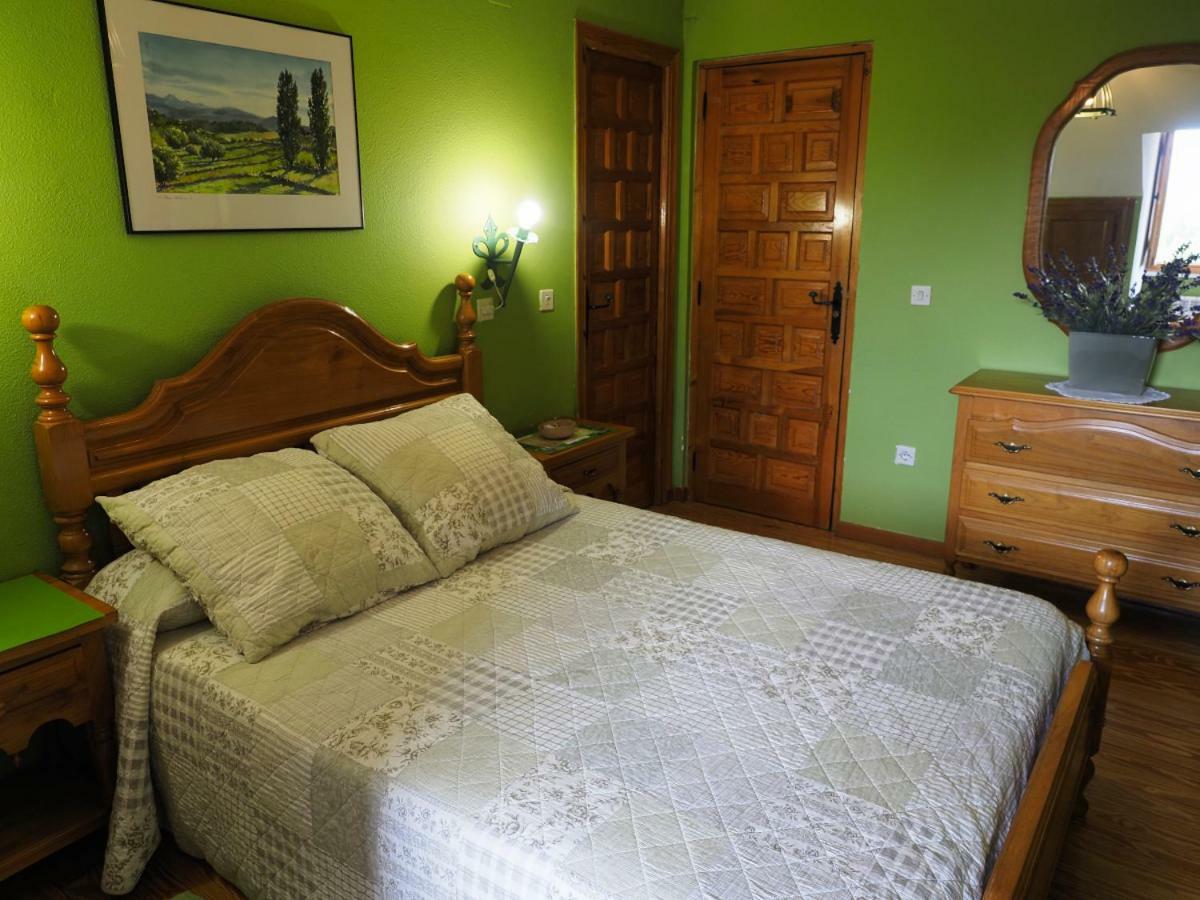 Hostal Almanzor Gredos Navarredonda de Gredos Dış mekan fotoğraf