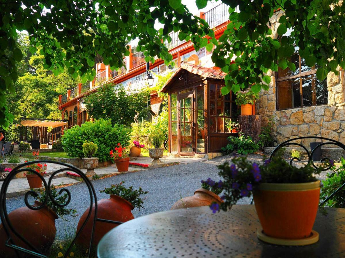 Hostal Almanzor Gredos Navarredonda de Gredos Dış mekan fotoğraf